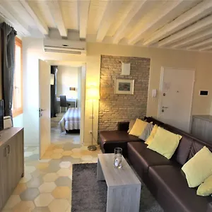 New And Spacious Venice
