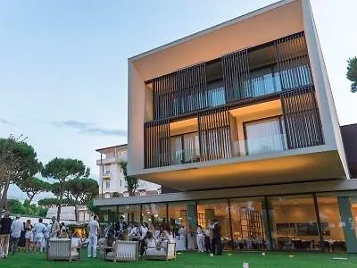 Hotel Villa Regina - Marepineta Resort Milano Marittima