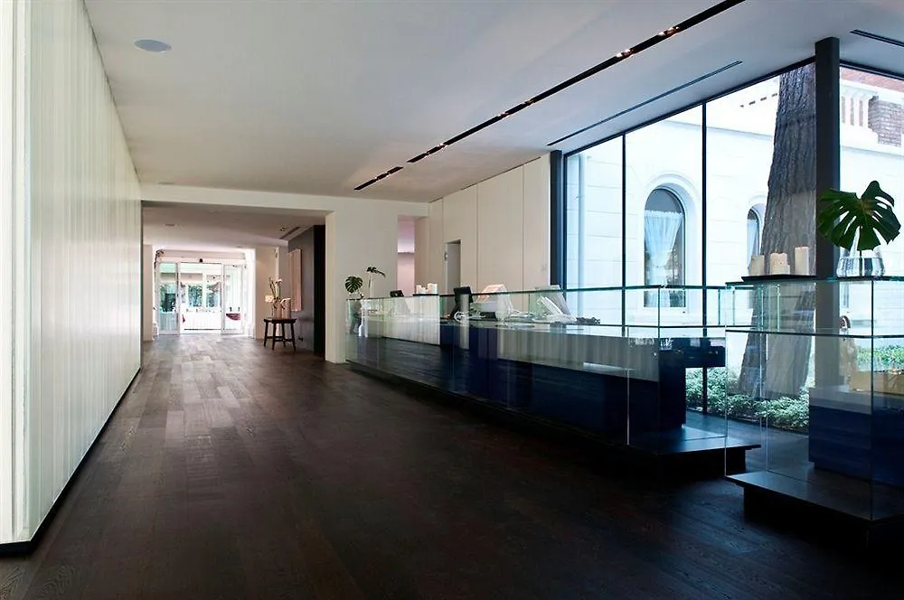 Villa Regina - Marepineta Resort Milano Marittima 4*,