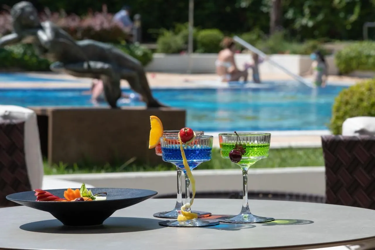**** Hotel Villa Regina - Marepineta Resort Milano Marittima Włochy